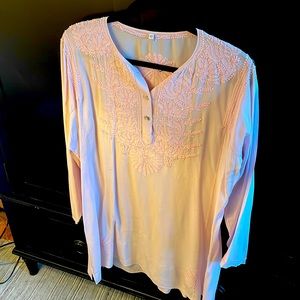 Silk tunic Kurta embroidery